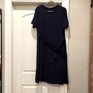 Navy maternity tie-belt dress